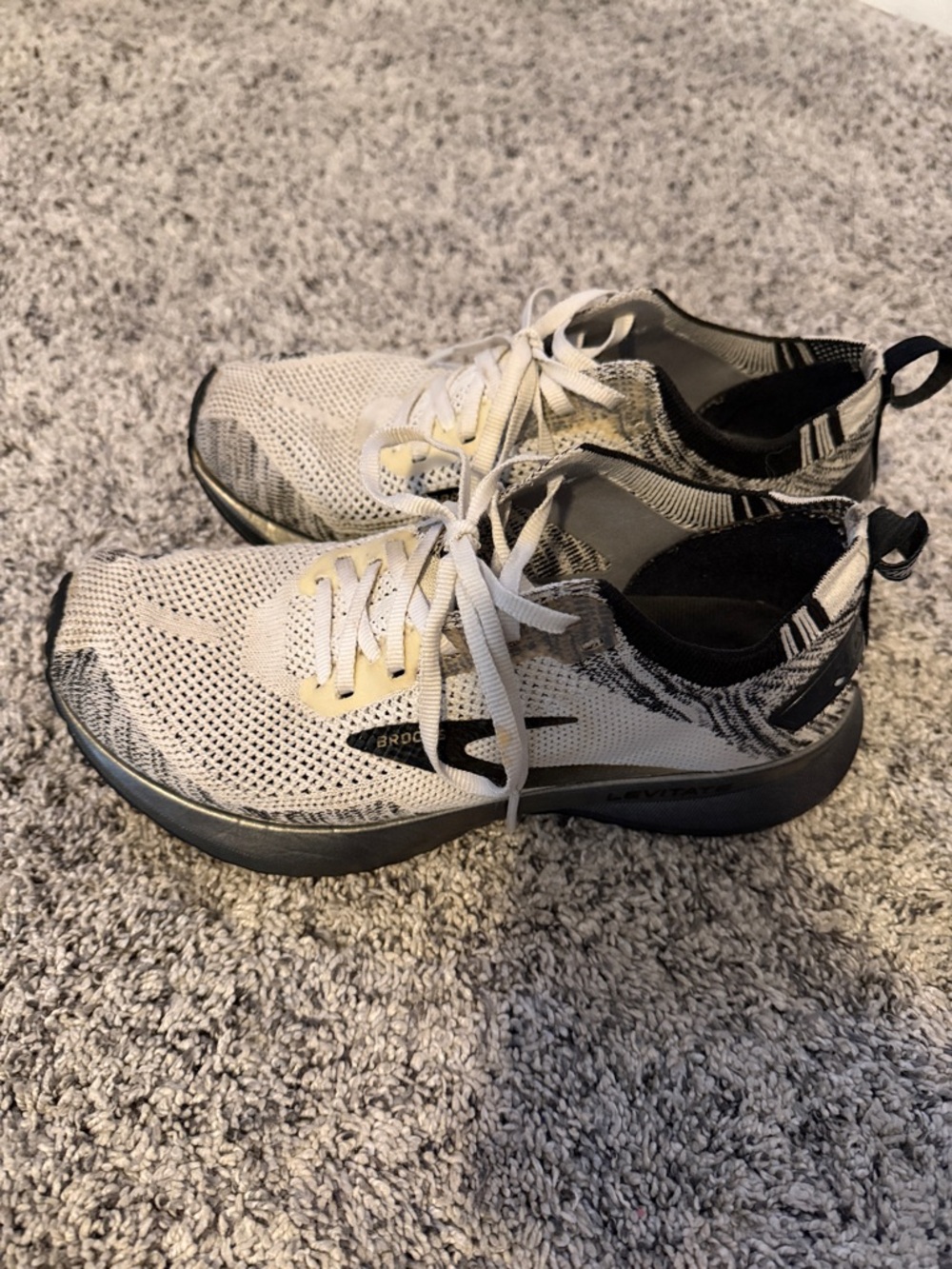 Brooks White and Black Knit Athletic Running Shoes